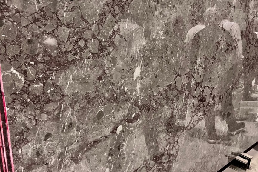 Marbre Breccia Gris — Dalles Grand Format
